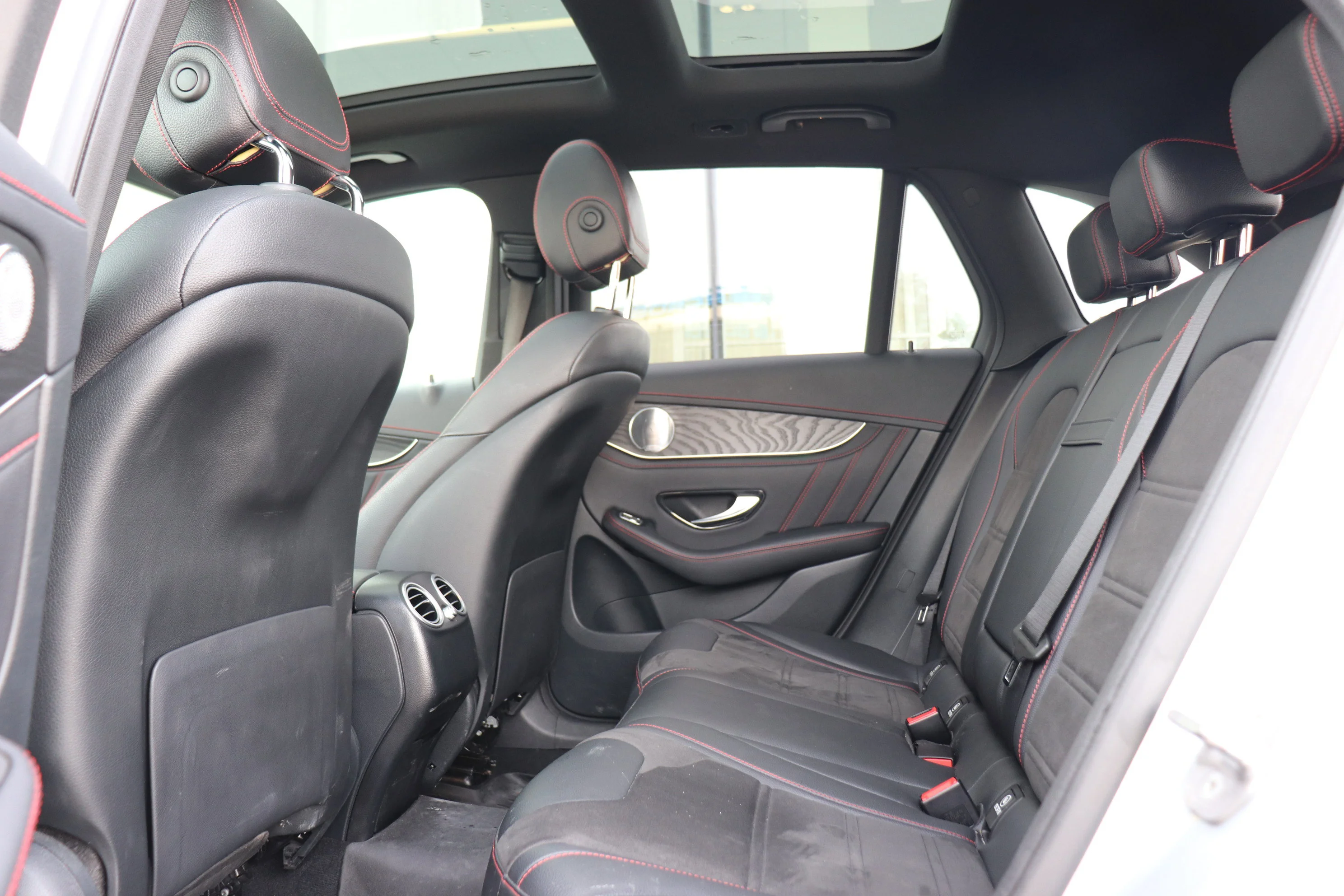 Used 2021 Silver Mercedes-Benz AMG GLC 43 4MATIC SUV image 9
