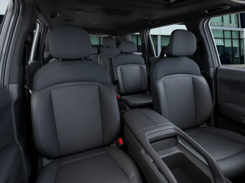 New 2027 Glacial White Pearl Kia S image 15