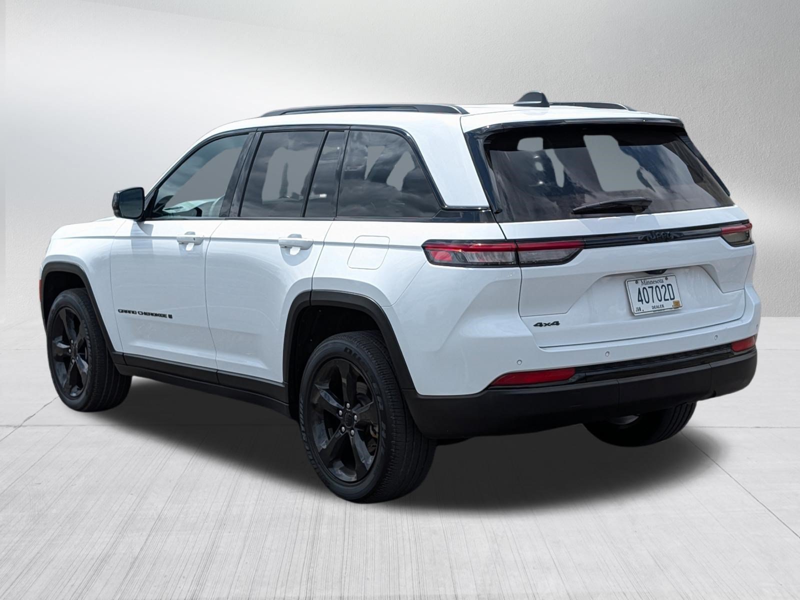 Used 2023 Bright White Clearcoat Jeep Altitude X image 5