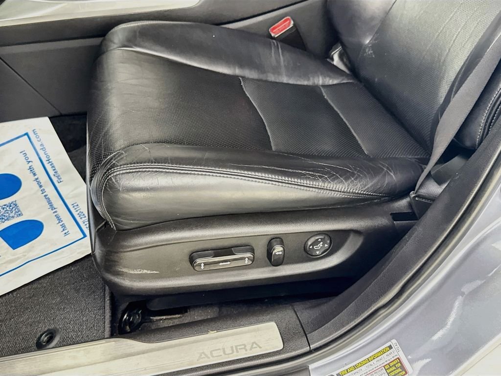 Used 2014 Silver Acura Base image 24