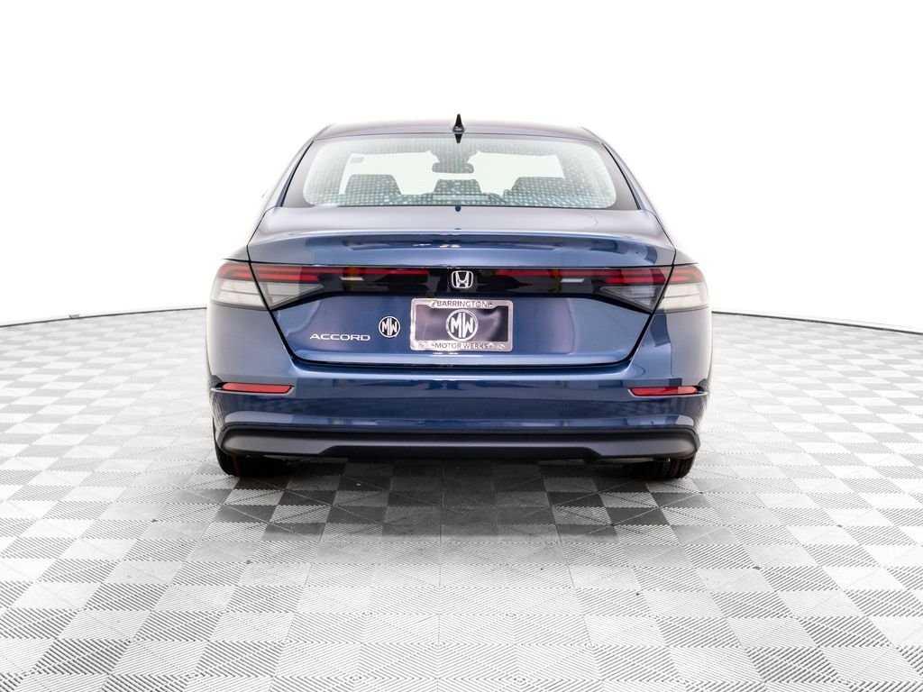 New 2026 Canyon River Blue Metallic Honda SE image 4