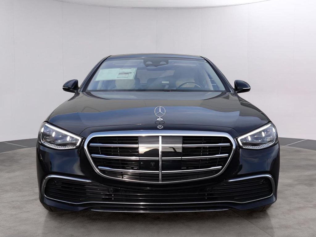 New 2026 Obsidian Black Metallic Mercedes-Benz S 580 image 2