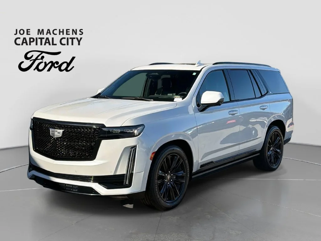 Used 2021 Crystal White Tri-Coat Cadillac Sport image 10