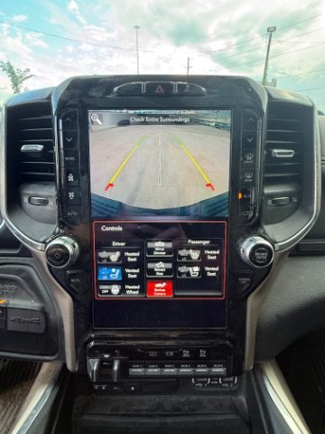 Used 2019 Diamond Black Crystal Pearlcoat Ram Laramie image 17