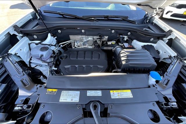 New 2026 Opal White Pearl Volkswagen 2.0T SEL Premium R-Line image 13