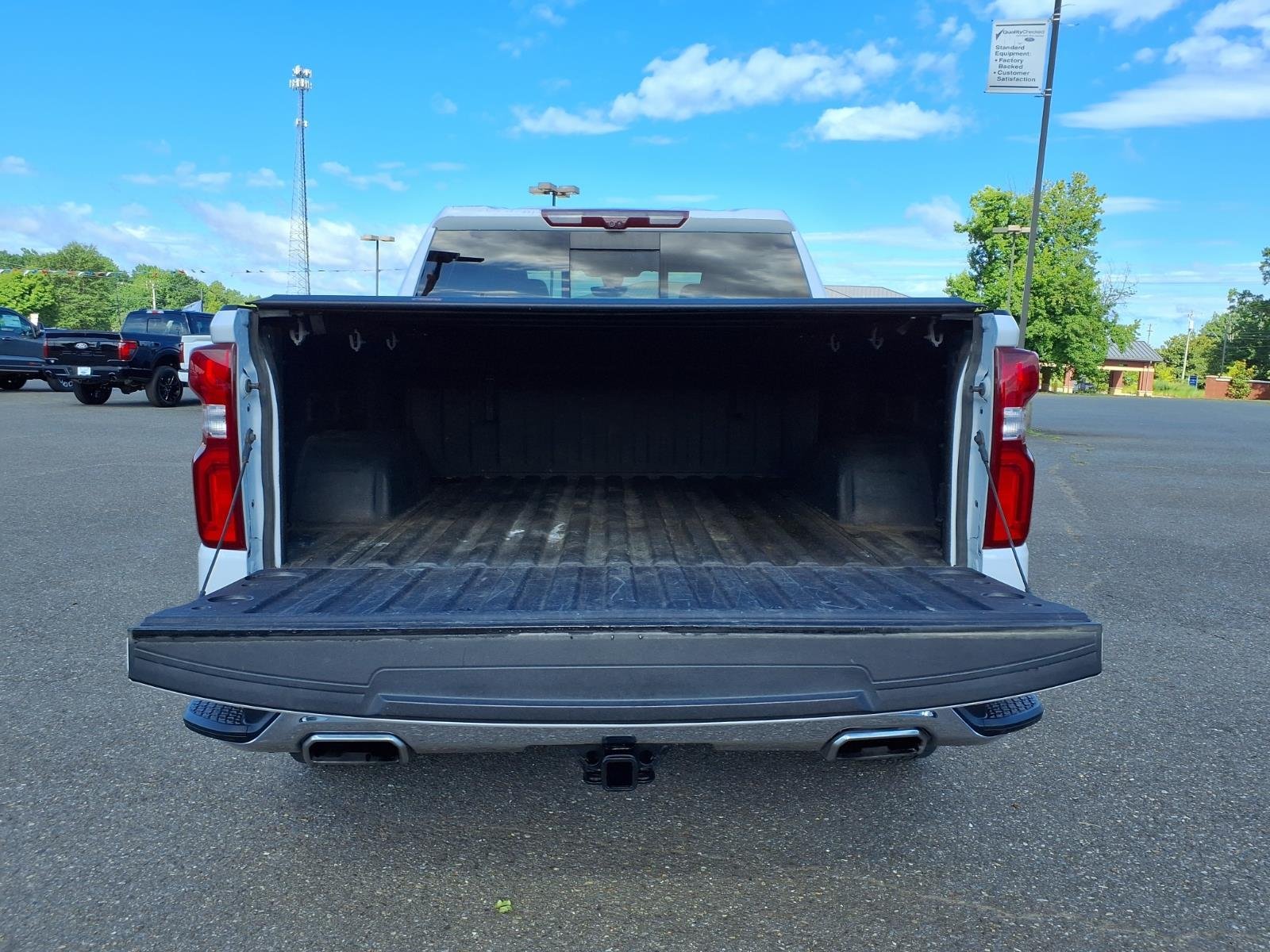 Used 2021 Summit White Chevrolet LTZ image 26