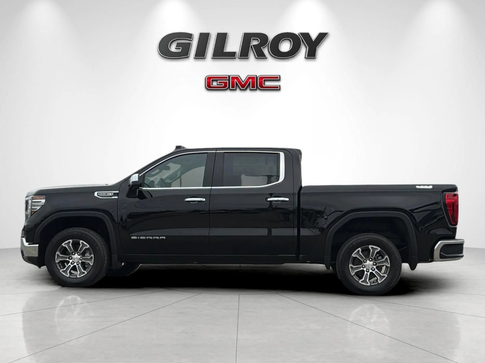 2026 GMC Sierra 1500 SLT - Photo 6