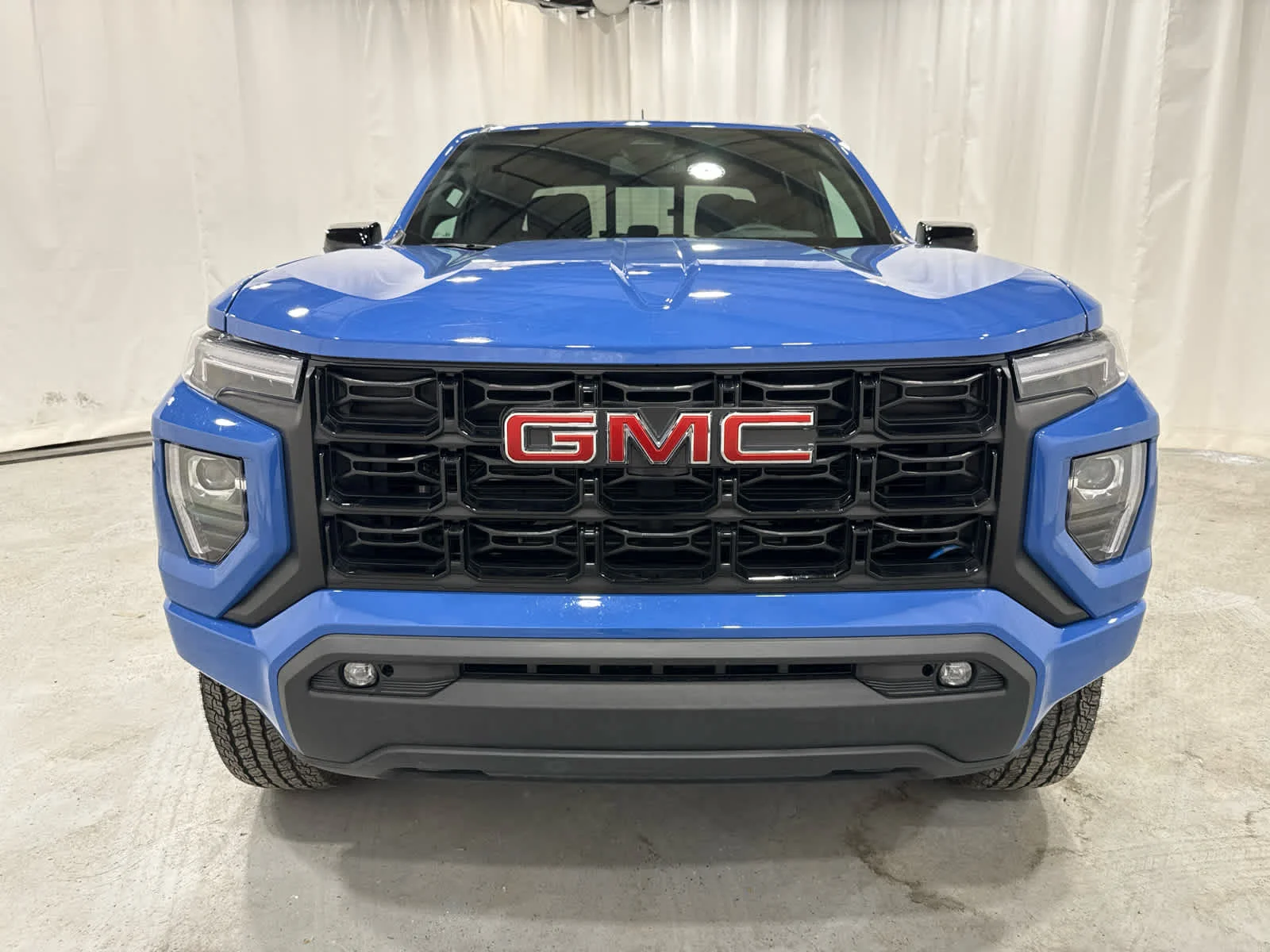 Certified Used 2026 Rapids Metallic GMC Elevation image 8