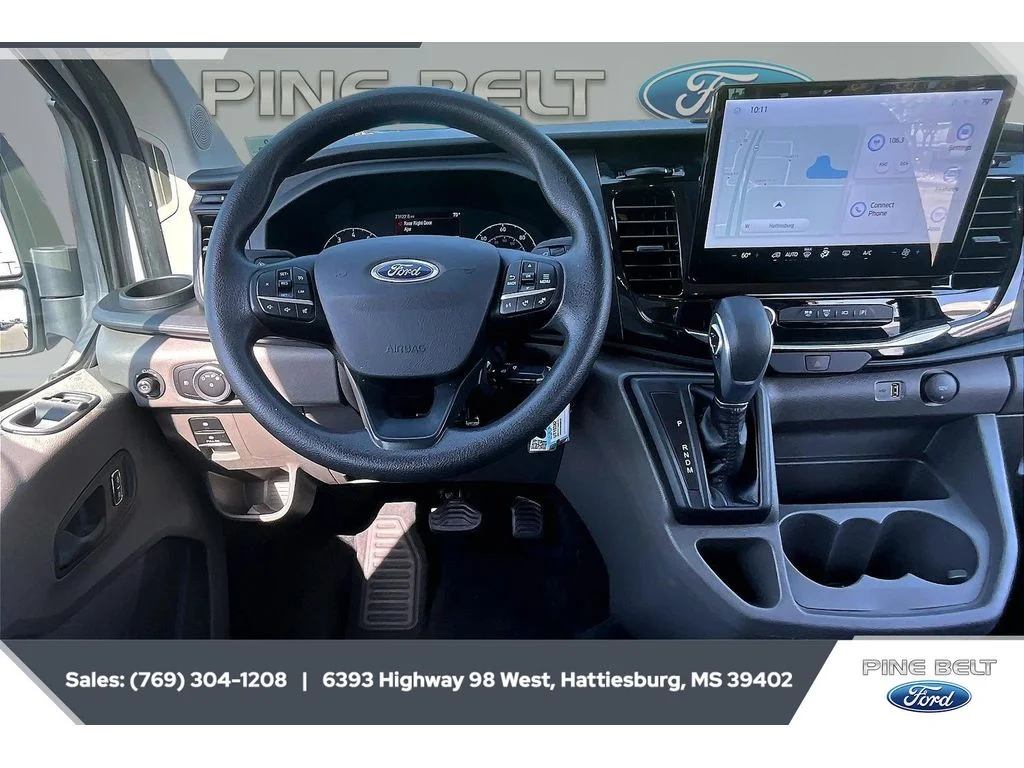 Used 2023 Oxford White Ford XLT image 5