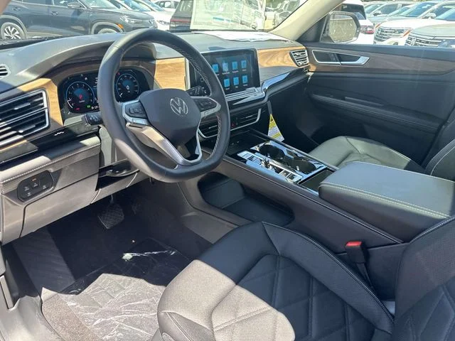 New 2026 Black Volkswagen 2.0T SE w/Technology image 14