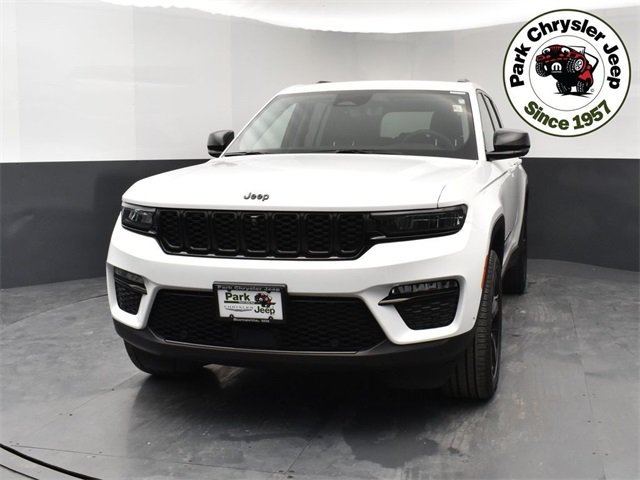 Used 2023 Jeep Grand Cherokee Limited with VIN 1C4RJHBG7PC536143 for sale in Burnsville, Minnesota