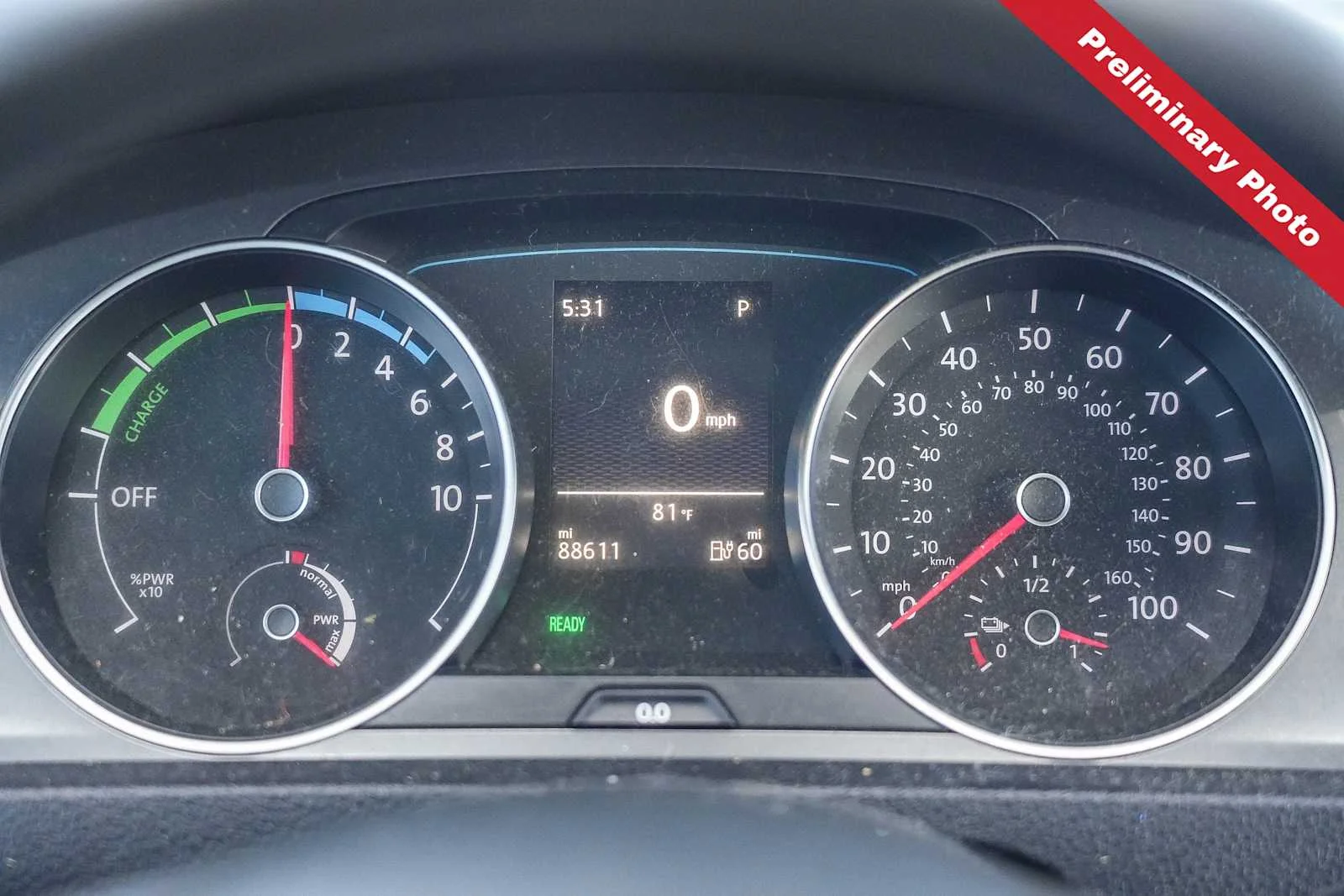 Used 2016 White Volkswagen SE image 18