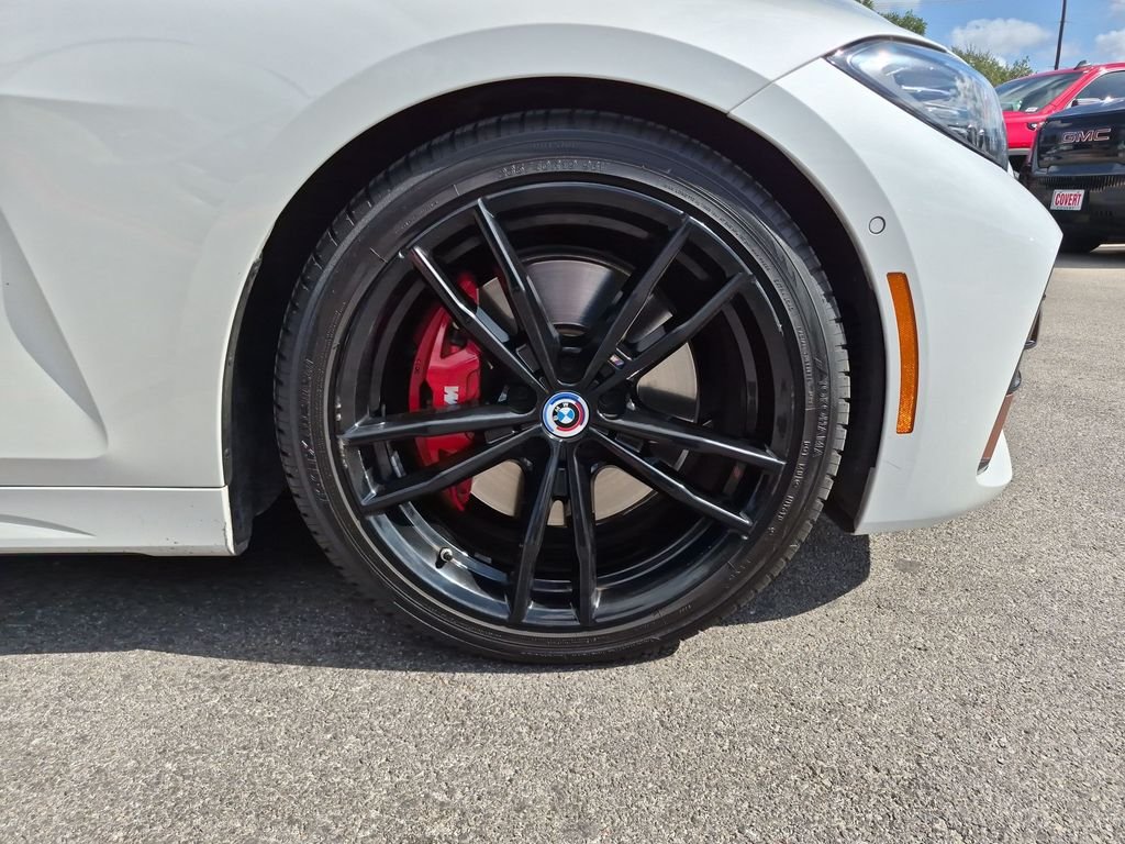 Used 2023 White BMW M440i image 17