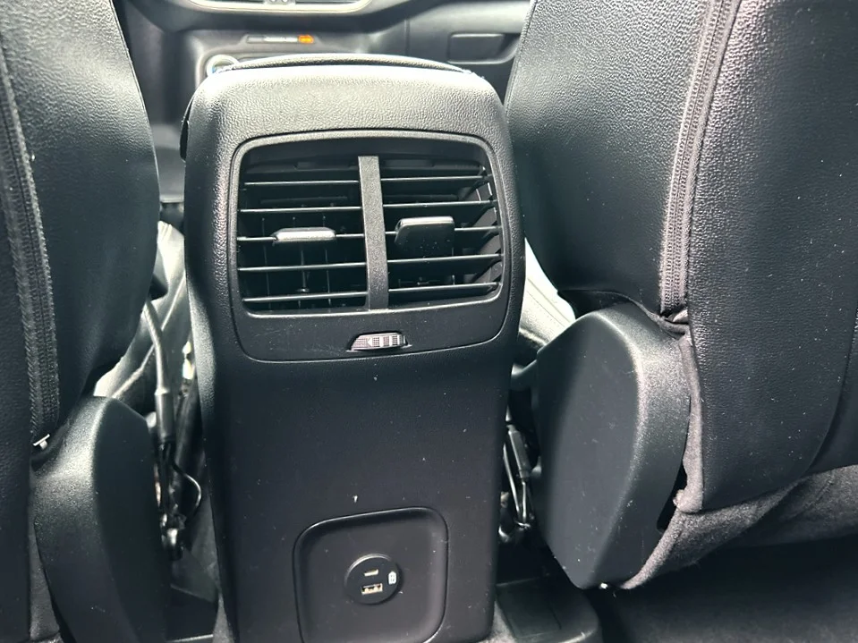 Used 2022 Stone Blue Metallic Ford SEL image 21