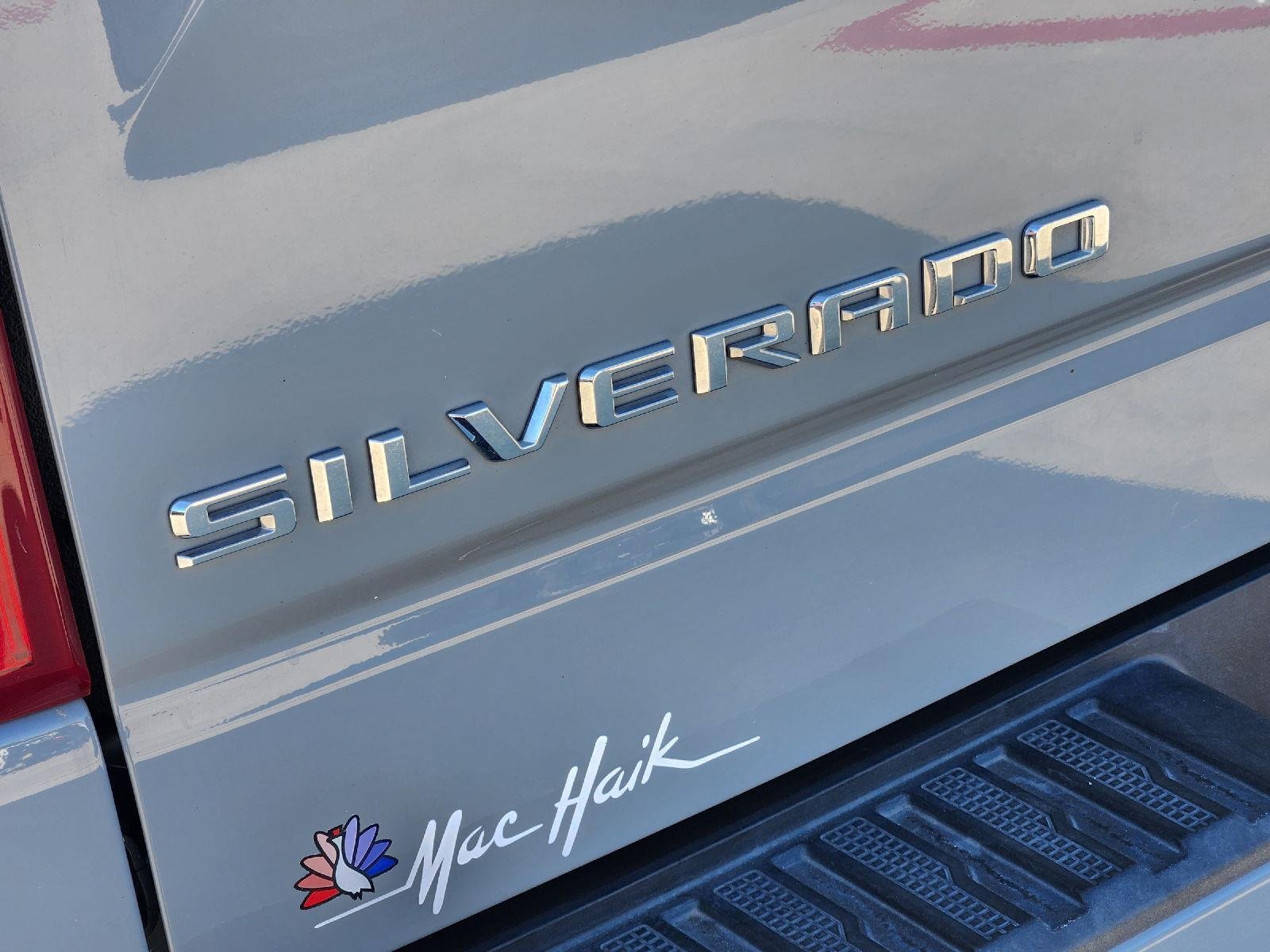 2024 Chevrolet Silverado 1500 photo 12 of 33