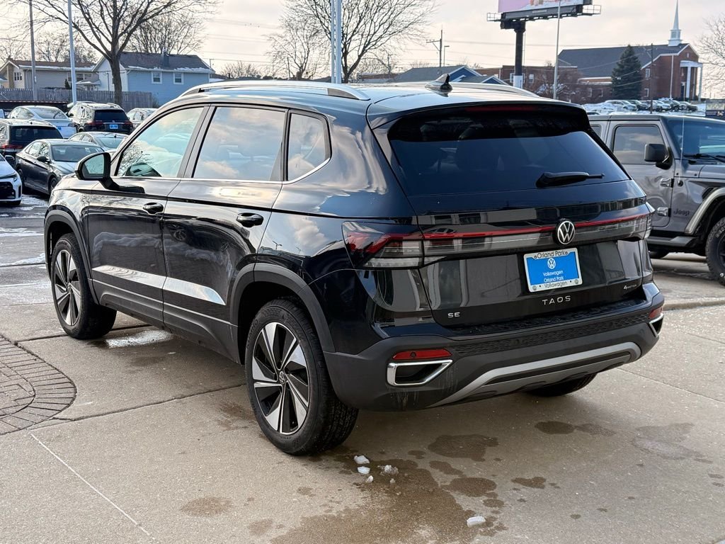 New 2026 Deep Black Pearl Volkswagen 1.5T SE image 5
