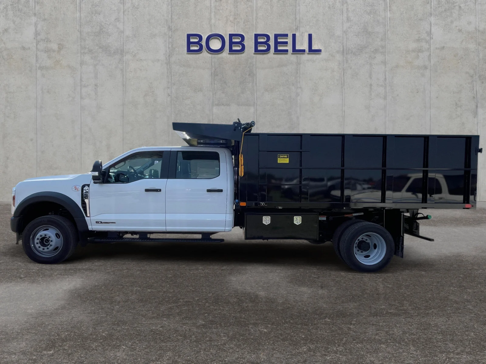 New 2026 Oxford White Ford F-450® XL image 2