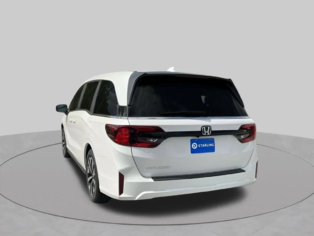 Used 2026 White Honda EX-L image 8