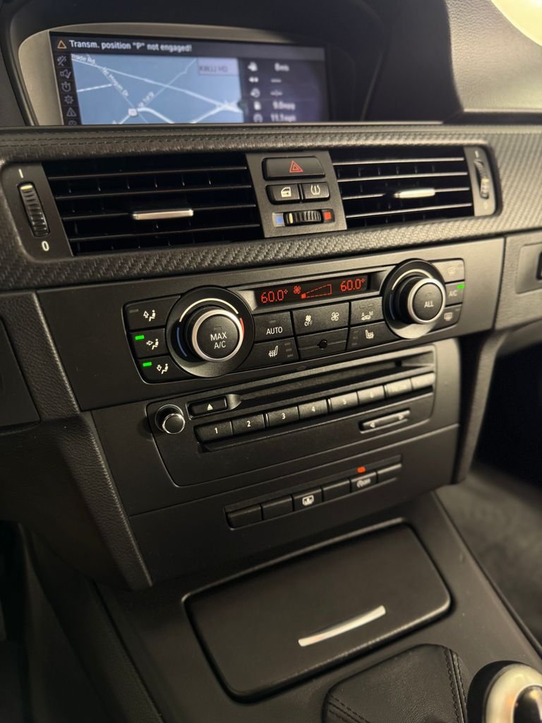 Used 2013 White Metallic BMW Base image 27