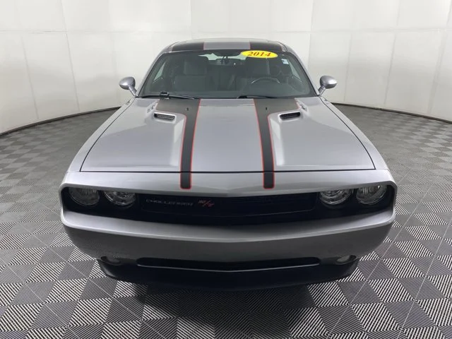 Used 2014 Silver Dodge R/T image 11