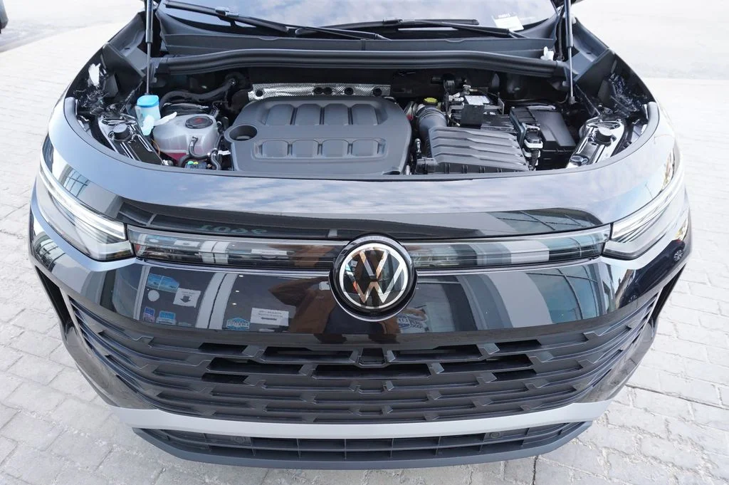 New 2026 Black Volkswagen 2.0T S image 26