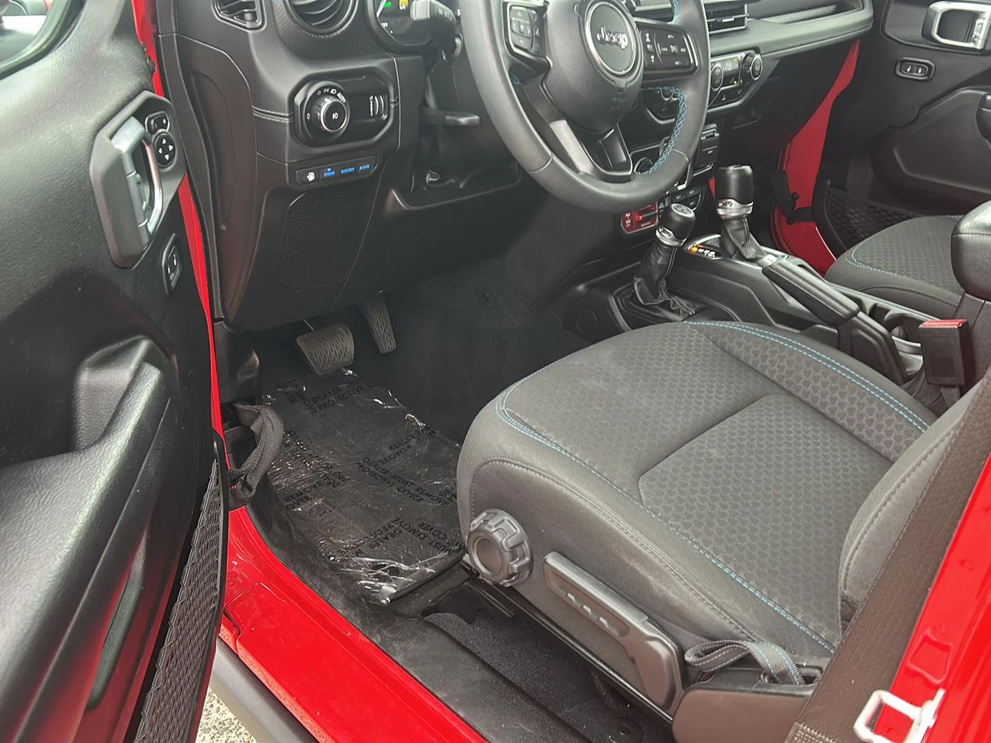 Used 2024 Firecracker Red Clearcoat Jeep Rubicon image 8