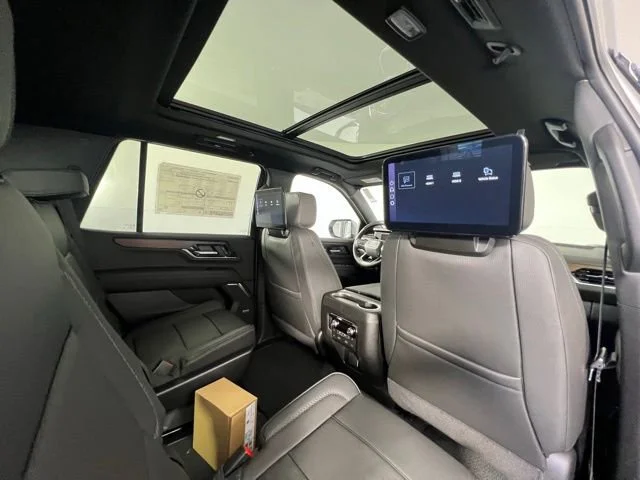 2026 GMC Yukon Denali - Photo 47