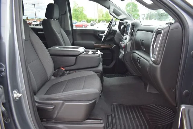 Used 2021 Gray Chevrolet LT image 18