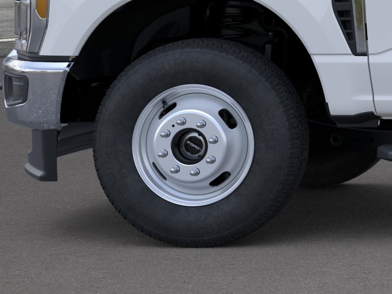 2026 Ford F-350 Super Duty Chassis Cab XL - Photo 19
