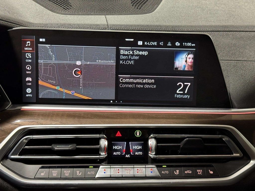 Used 2022 White Metallic BMW xDrive40i image 18