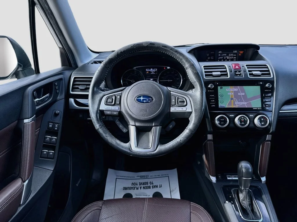 Used 2017 White Subaru 2.5i Touring image 29