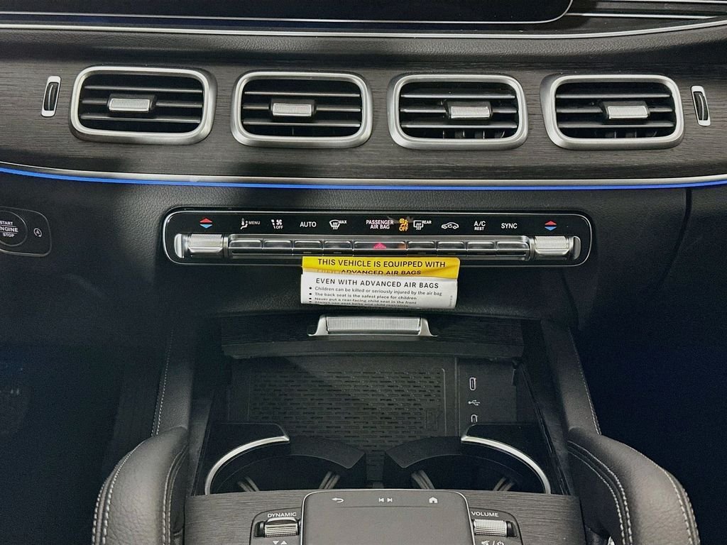 New 2026 Obsidian Black Metallic Mercedes-Benz GLE 580 image 15