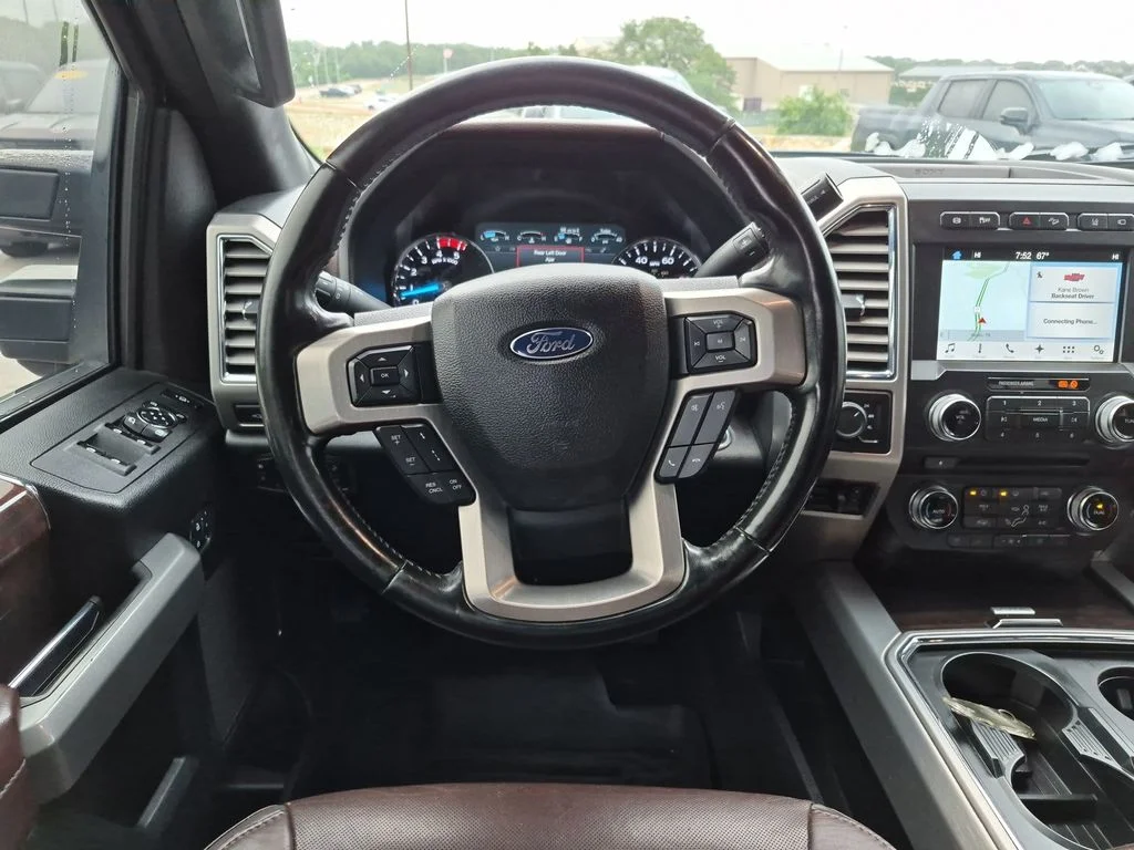 Used 2017 Black Ford Platinum image 33