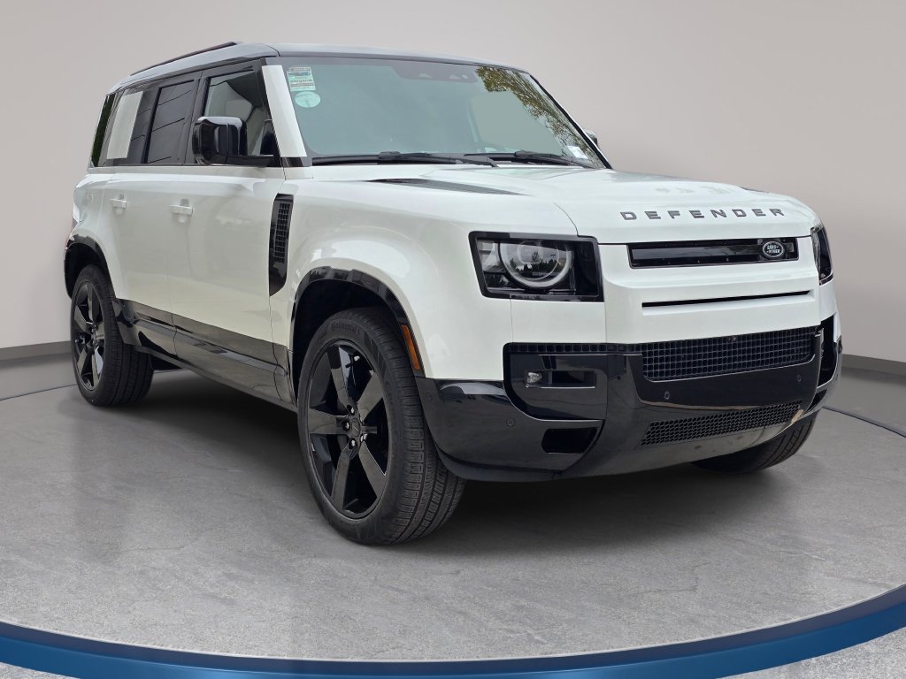New 2026 Fuji White LAND ROVER X-Dynamic SE image 3