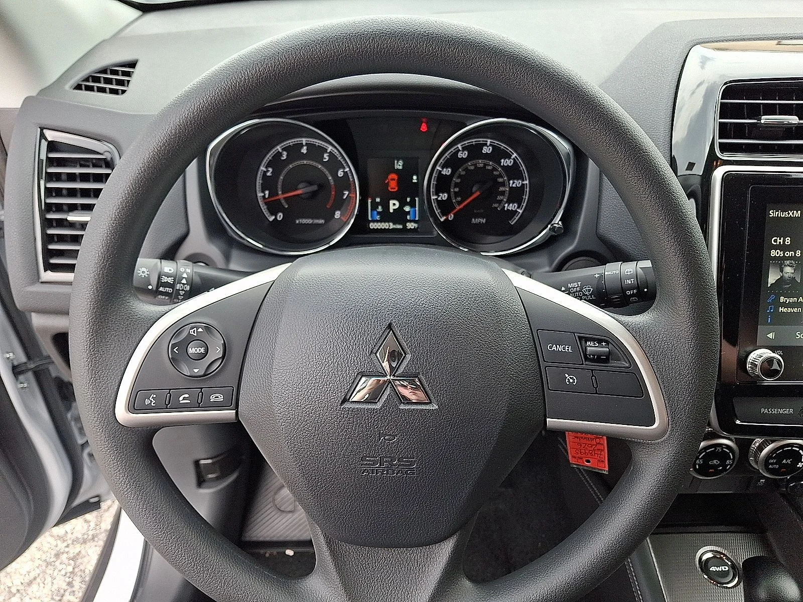 New 2026 White Mitsubishi 2.0 ES image 19