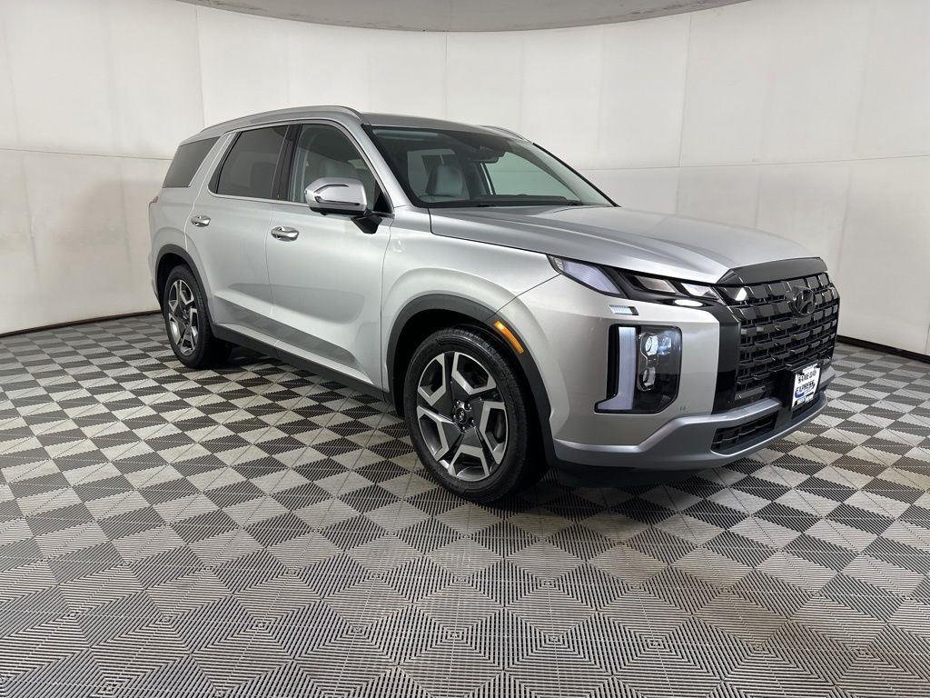 Used 2023 Silver Hyundai SEL image 24