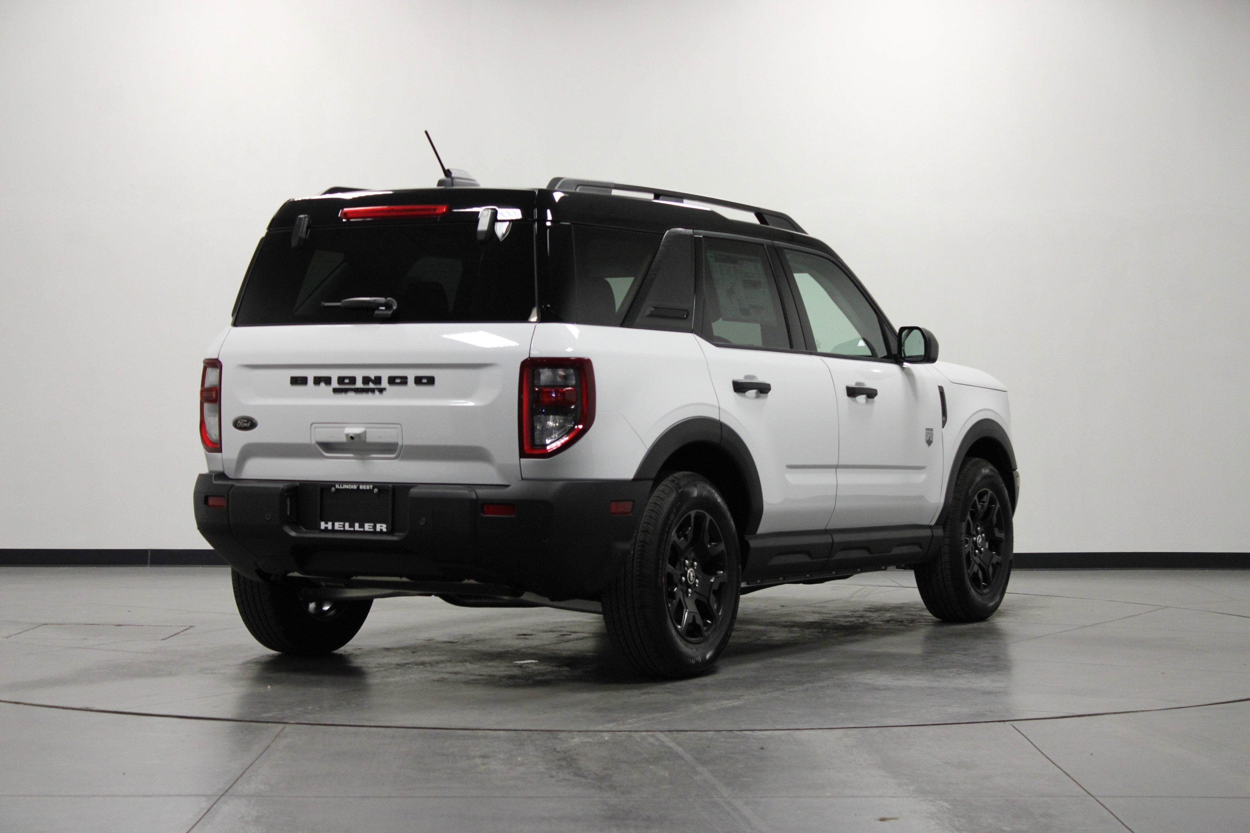 New 2025 Oxford White Ford Big Bend image 4