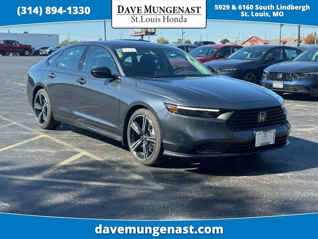 Certified Used 2026 Metorite Gr Met Honda SE image 1
