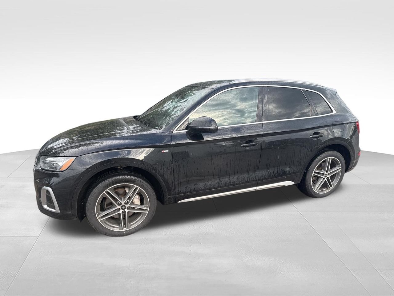 2021 Audi Q5 55 e Premium Plus's photo