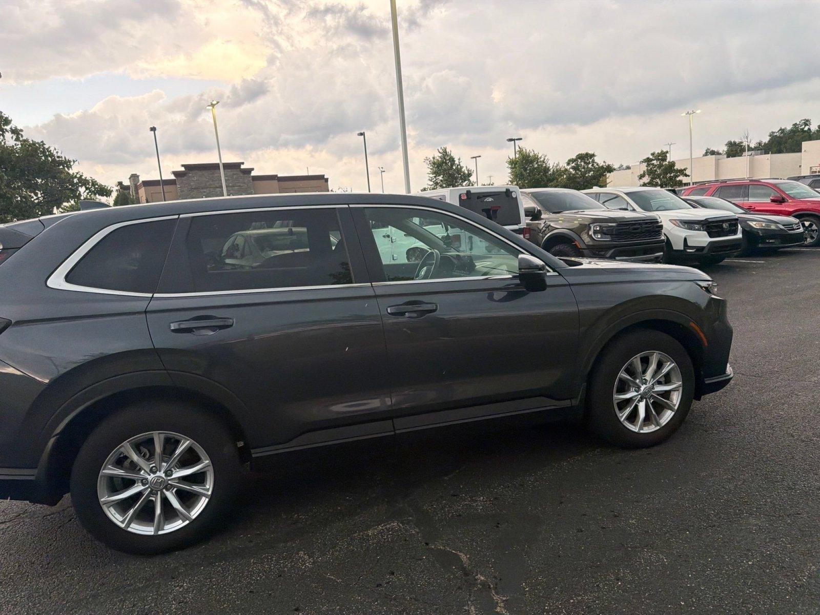 2024 Honda CR-V EX - Photo 34