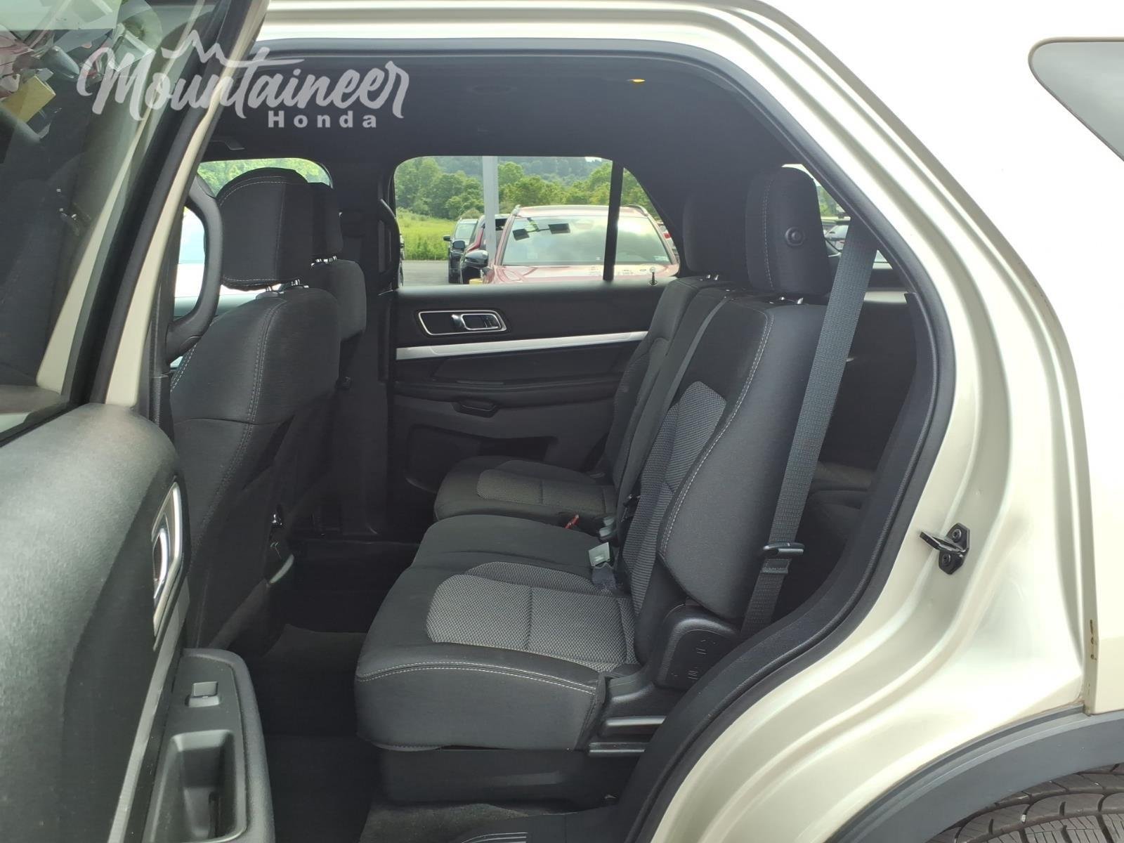 Used 2017 White Gold Ford XLT image 16
