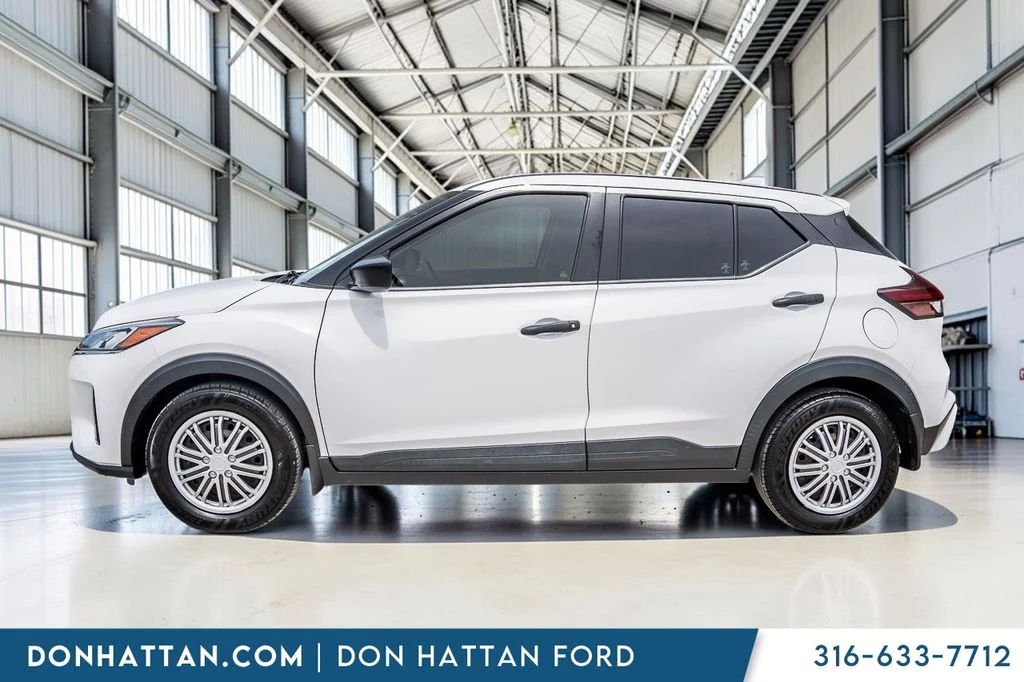 Used 2021 Nissan Kicks S with VIN 3N1CP5BV9ML546516 for sale in Augusta, KS