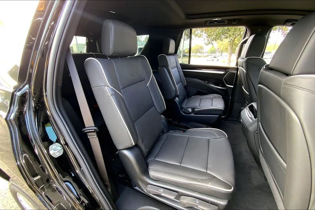 2026 Cadillac Escalade Luxury - Photo 30