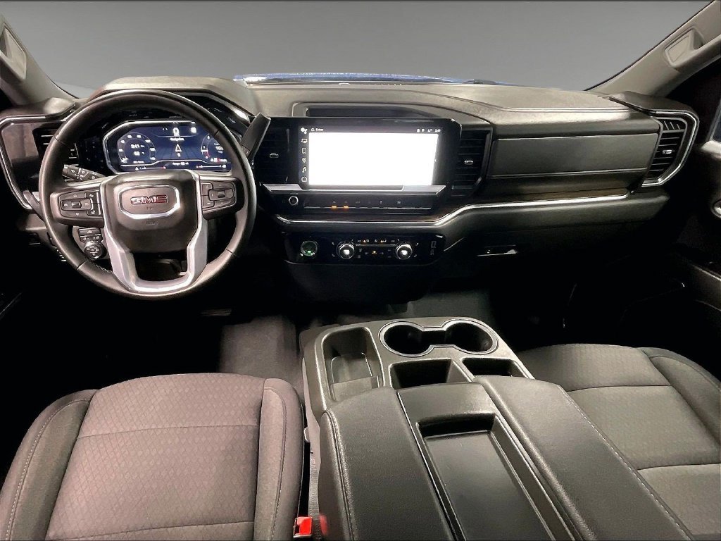 Used 2023 Blue GMC Elevation image 21