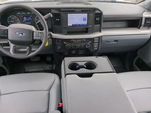 New 2026 Oxford White Ford F-250® XL image 15