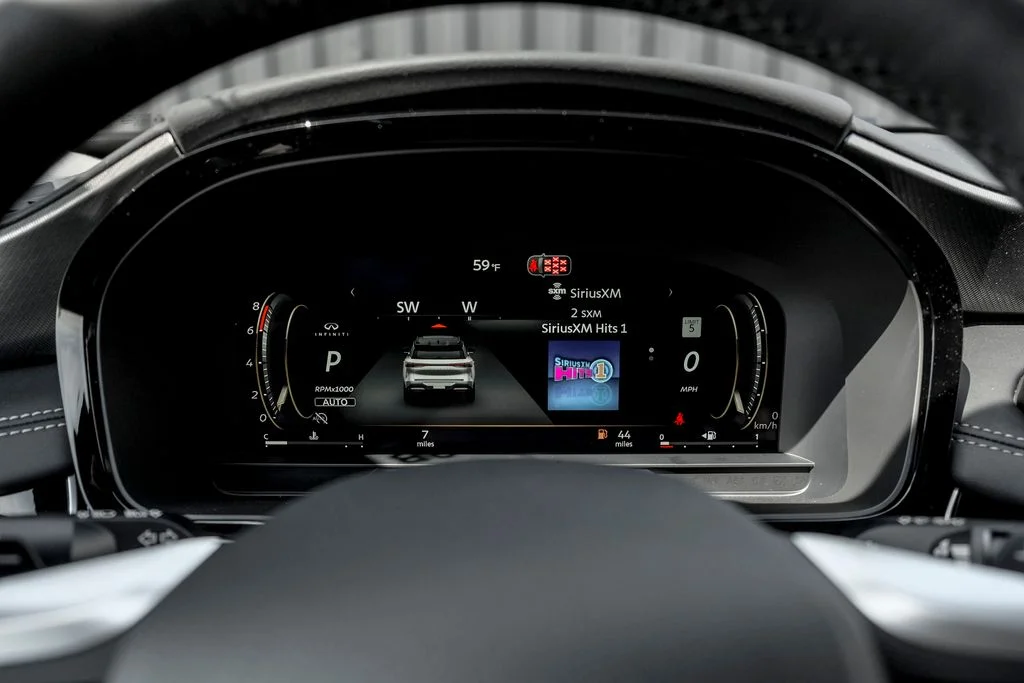 New 2027 MINERAL BLACK INFINITI Luxe AWD image 13