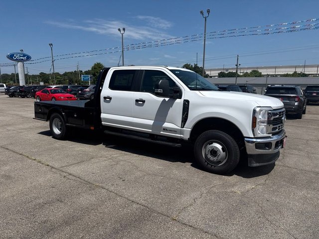 2026 Ford Chassis Cab F-350® XL