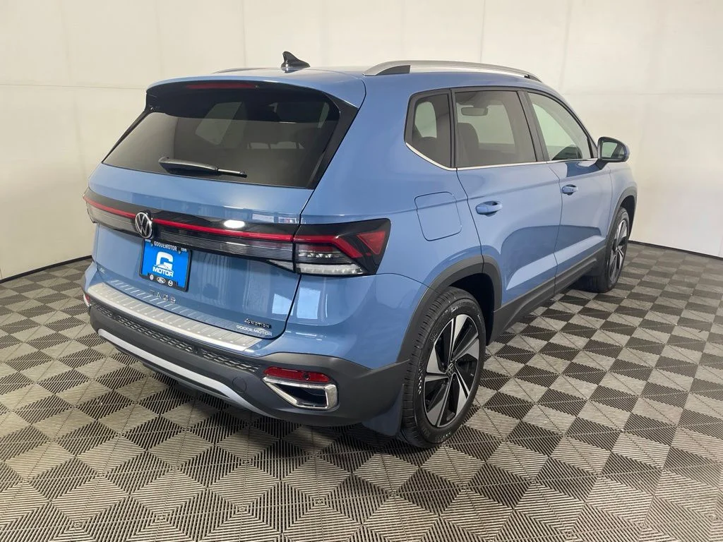New 2026 Blue Volkswagen 1.5T SE image 7