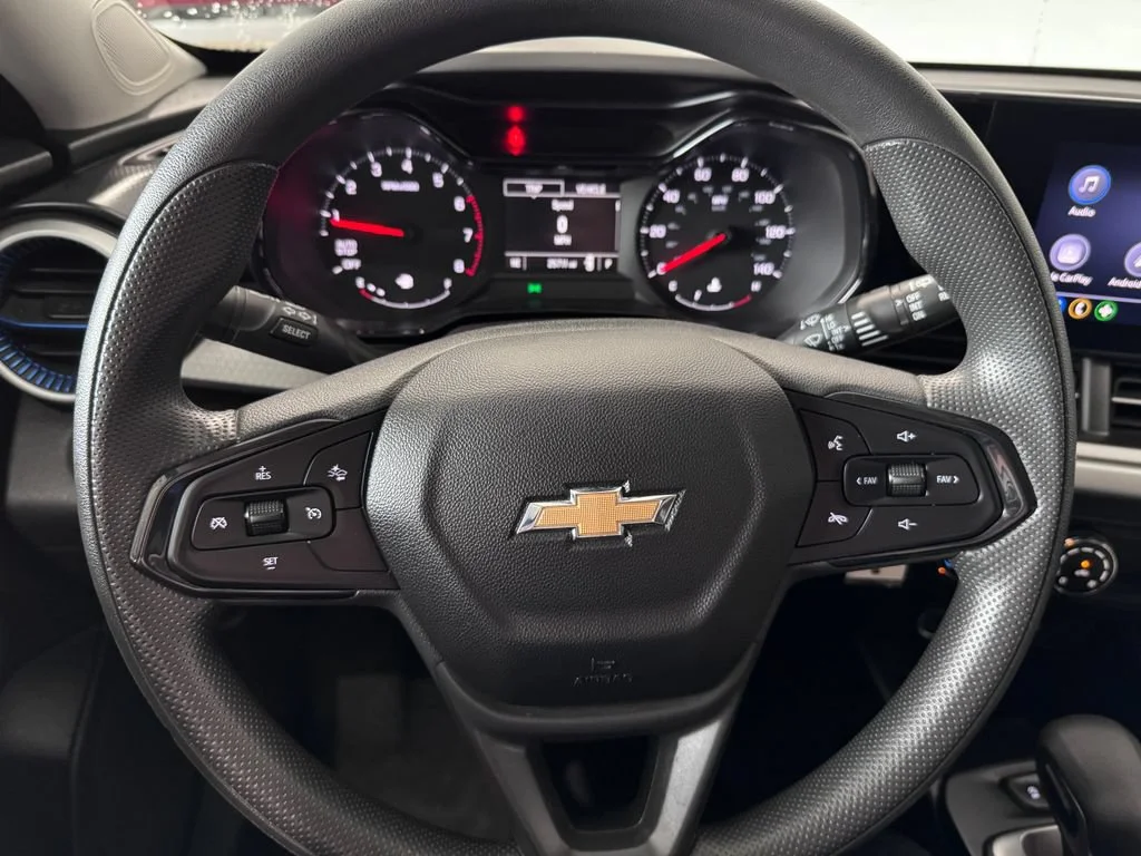 2024 Chevrolet Trax LS - Photo 13