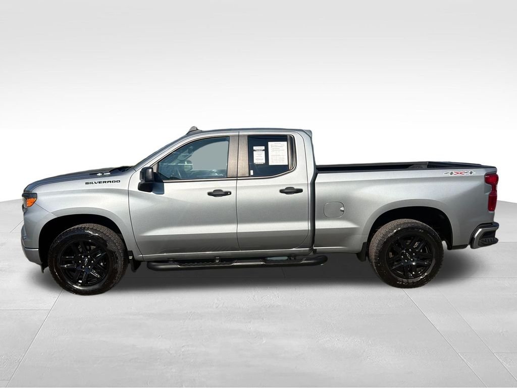 Used 2025 Gray Chevrolet Custom image 2